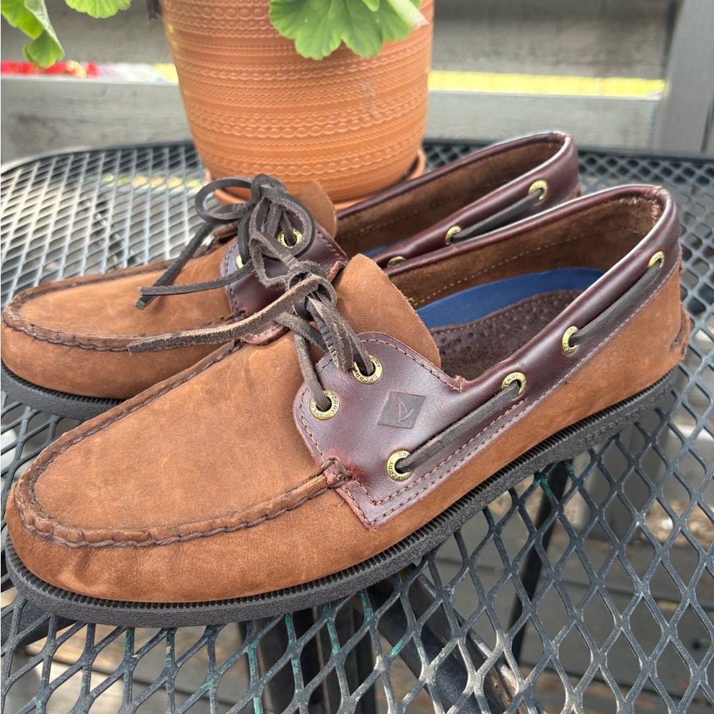 NWOT Sperry Brown Leather Loafers
